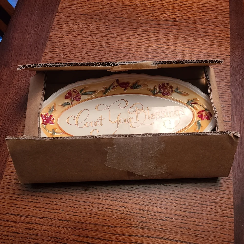 Fitz and Floyd Bellacara Count Your Blessings Plate - Picture 3 of 5